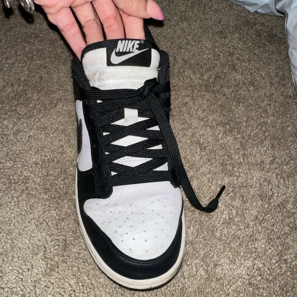 Womens Dunk Low Black/White - Picture 16 of 16